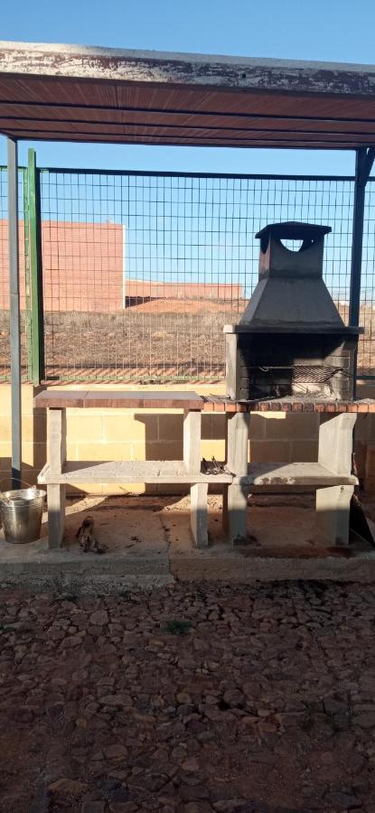 Casa Rural Vega Alta Madridejos Luaran gambar